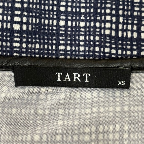 Tart collection Blue Checkered blue modal Long Sleeve Open Wrap Blouse size xs - Picture 2 of 16